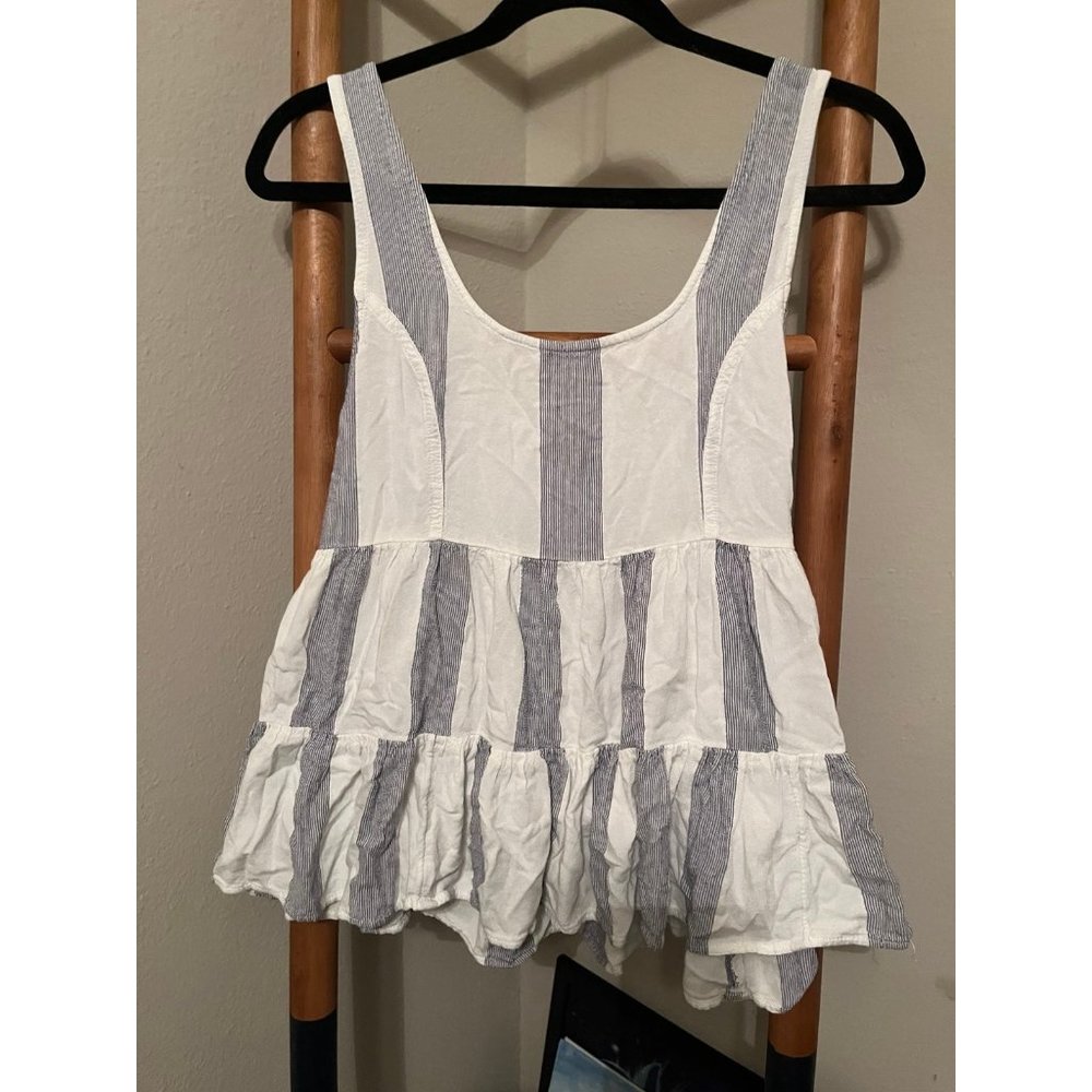 blouses - Picture 2 of 2
